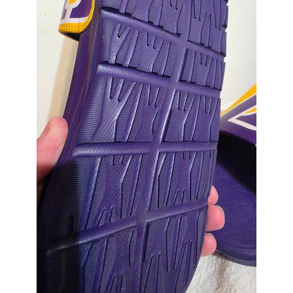 Nike X NBA Benassi Solarsoft Los Angeles Lakers Slides  display picture 3